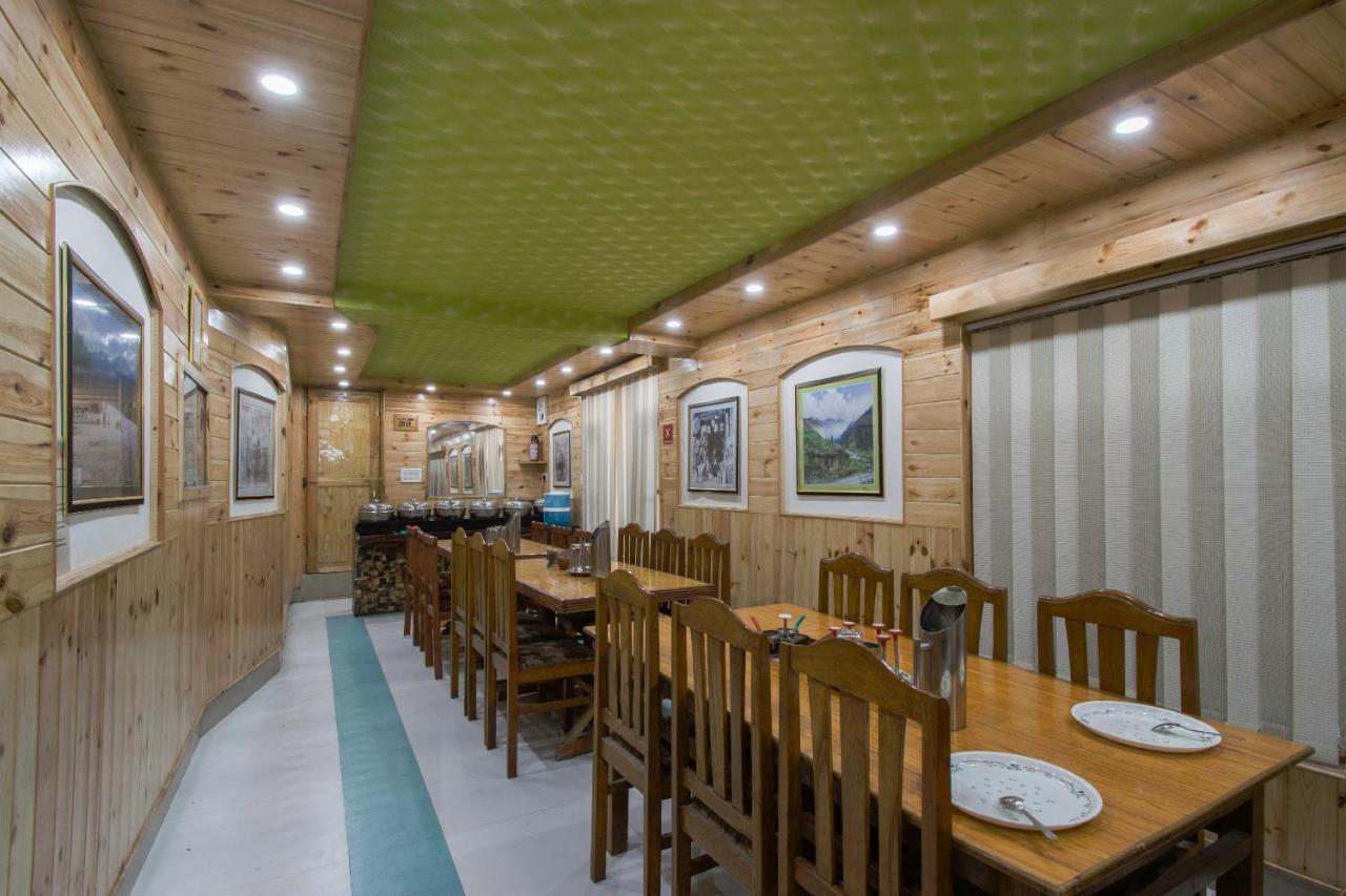 Oyo 5472 Bombay Palace Pahalgam Bagian luar foto